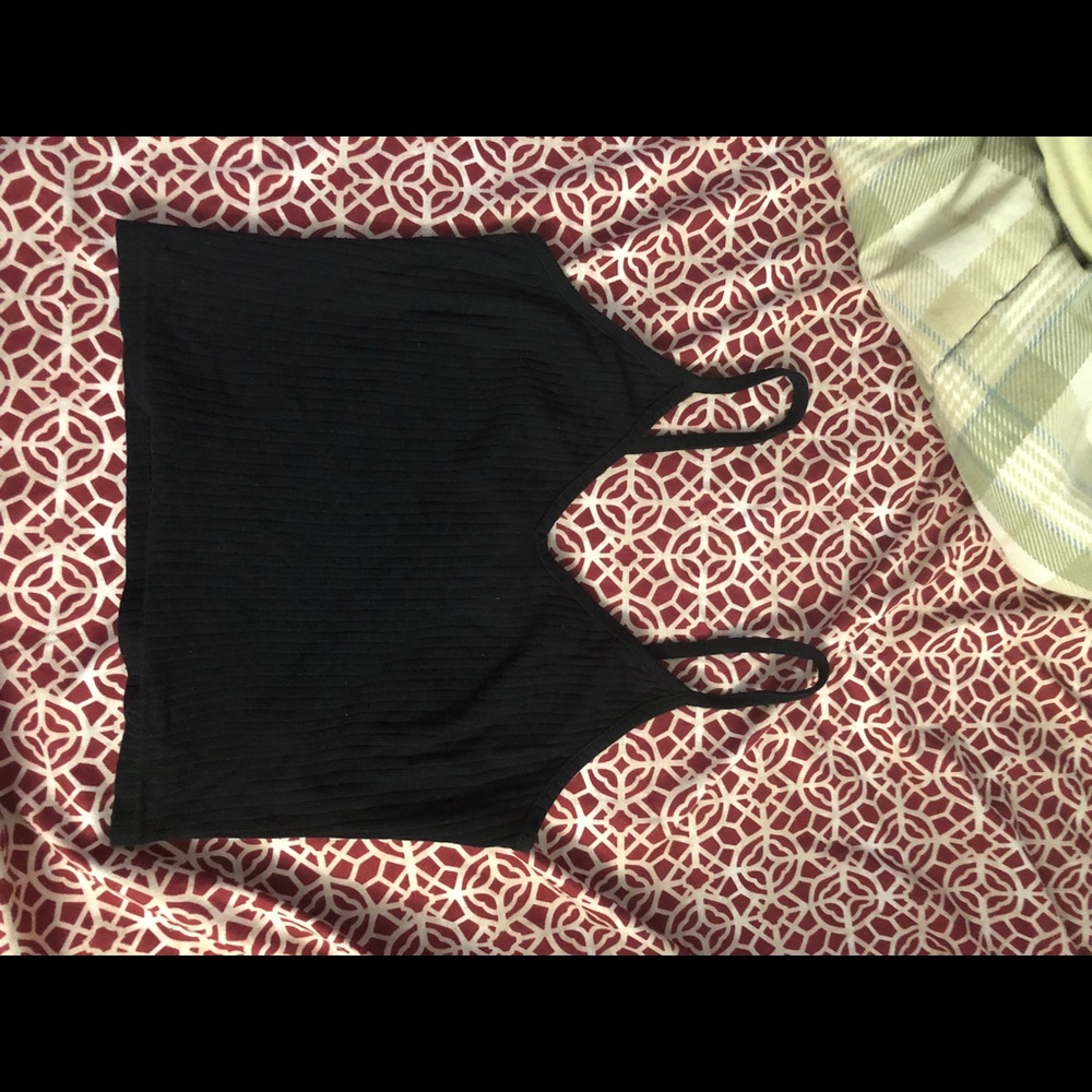 Ribbed Cropped Tank Top